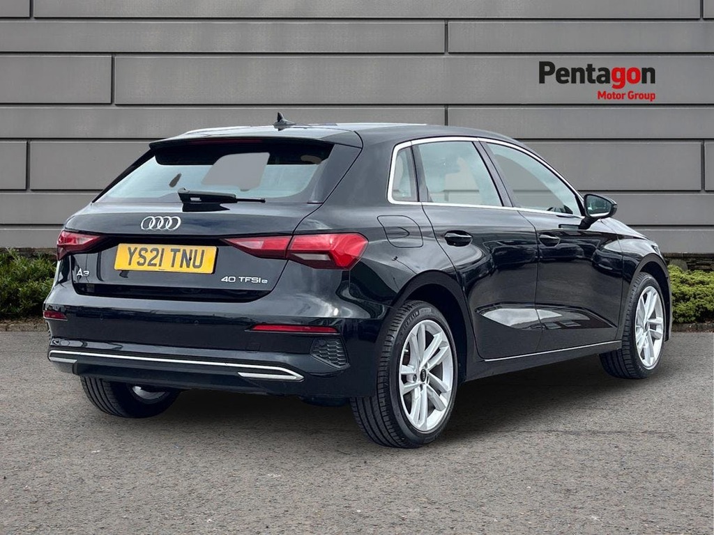 Audi A3 1.4 Tfsie 40 Sport Sportback Plug In Hy YS21TNU Black #4
