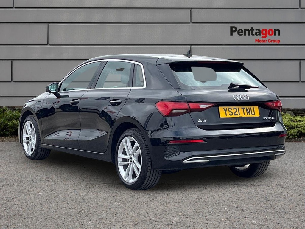 Audi A3 1.4 Tfsie 40 Sport Sportback Plug In Hy YS21TNU Black #2