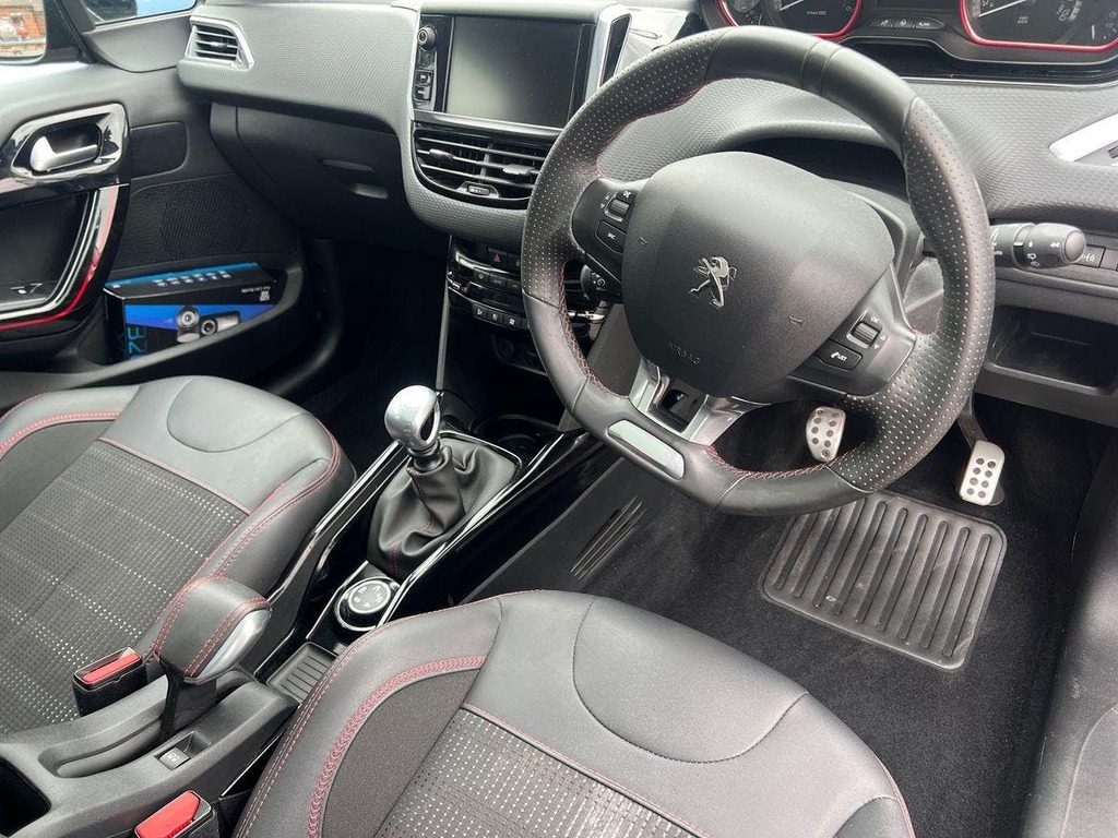 Peugeot 2008 1.6 Bluehdi Gt Line Suv Euro 6 Red #5