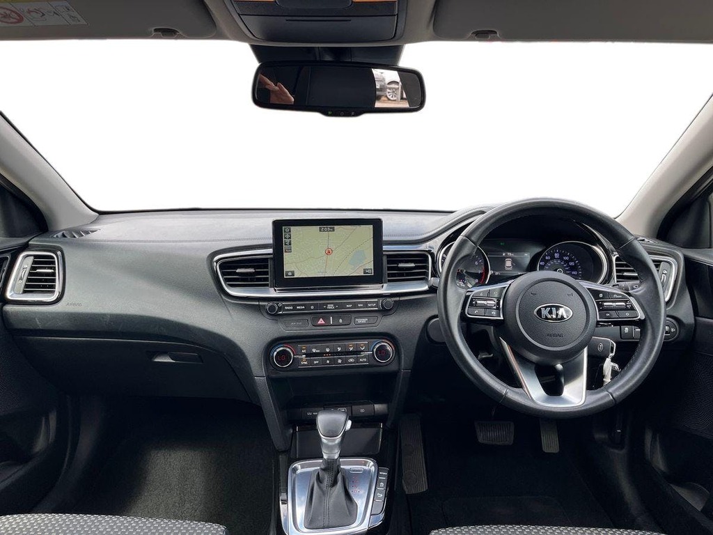 Kia Ceed 1.4 T Gdi 3 Hatchback Dct Euro 6 Ss White #6