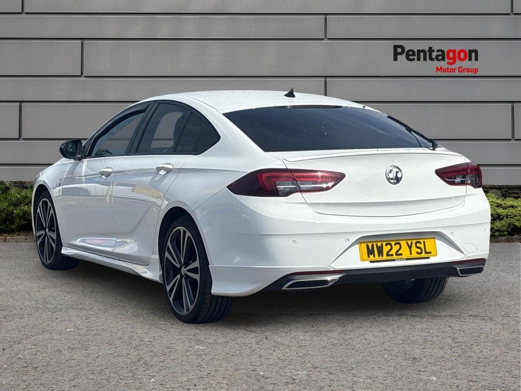 Vauxhall Insignia 1.5 Turbo D Gs Line Grand Sport Eu MW22YSL White #2