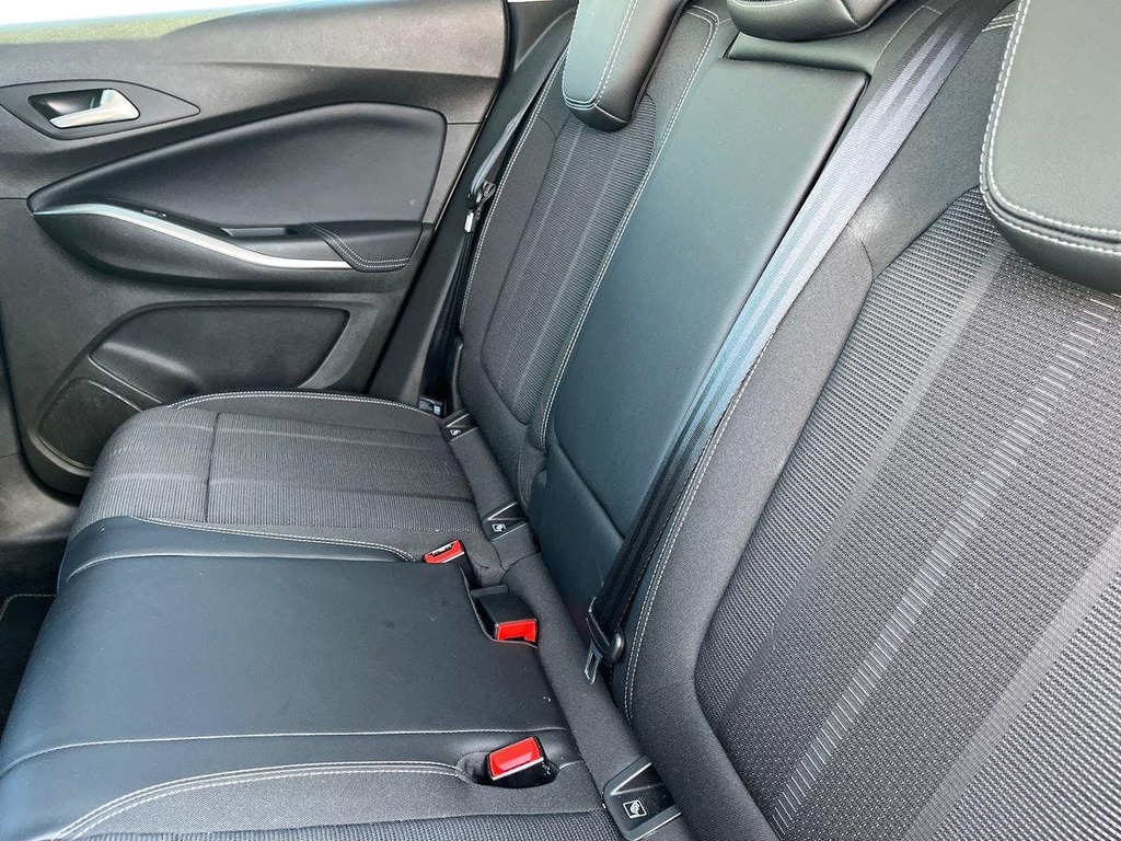 Vauxhall Grandland Ultimate Black #9