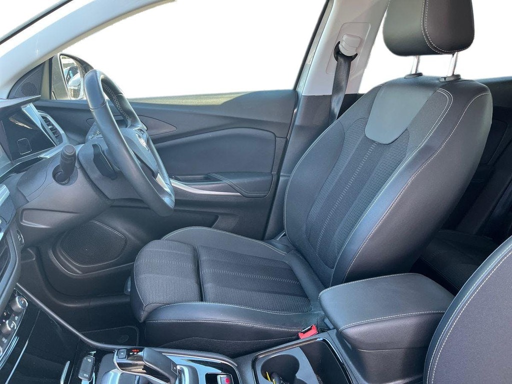 Vauxhall Grandland Ultimate Black #8