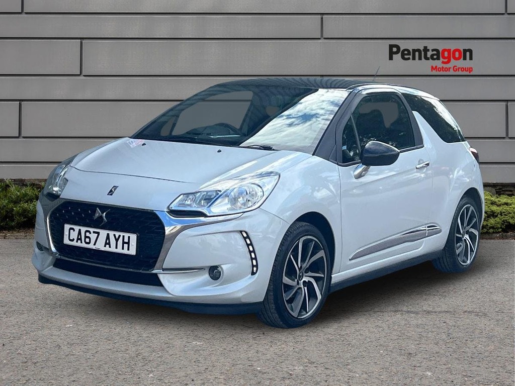 DS DS 3 1.2 Puretech Connected Chic Hatchback M White #3