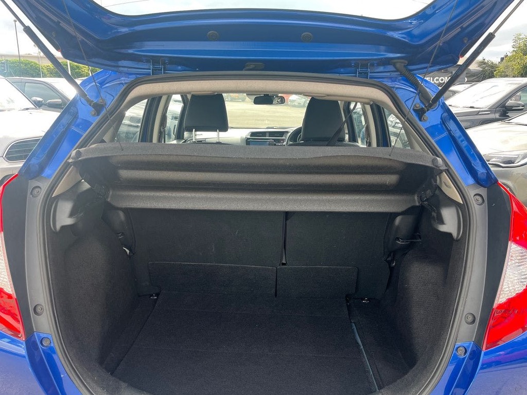 Honda Jazz 1.3 I-vtec Se 5-Door Red #10