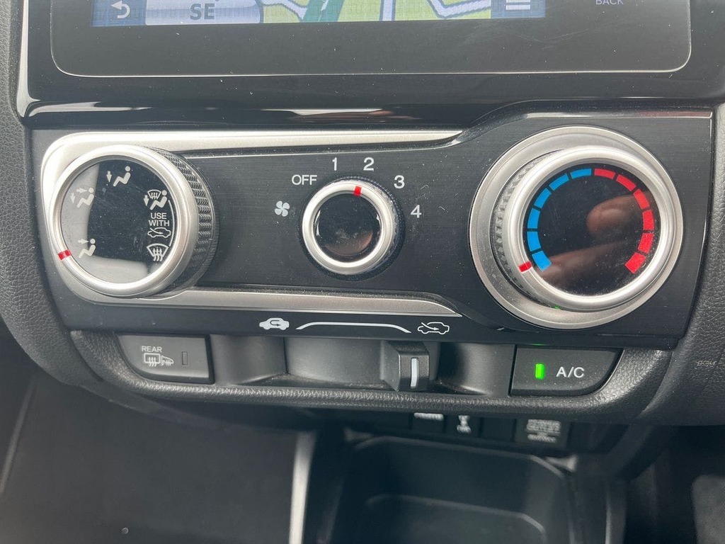 Honda Jazz 1.3 I-vtec Se 5-Door Red #23
