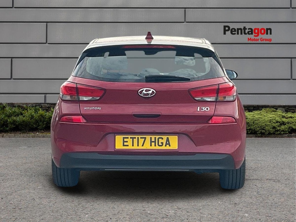 Hyundai I30 1.0T Gdi Se Nav Black #14