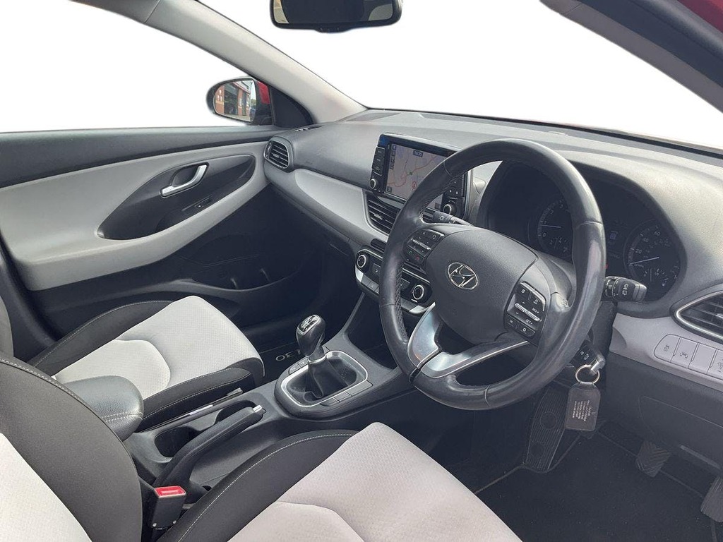 Hyundai I30 1.4 T Gdi Blue Drive Se Nav Hatchback M Red #5
