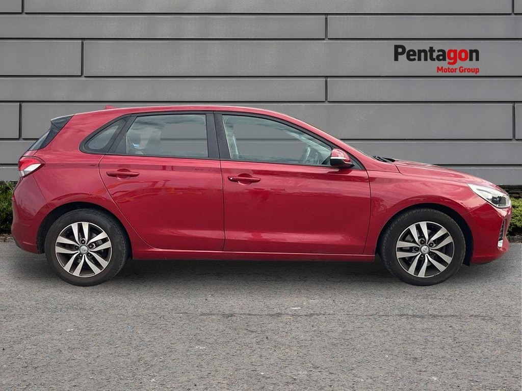 Hyundai I30 1.0T Gdi Se Nav Black #11