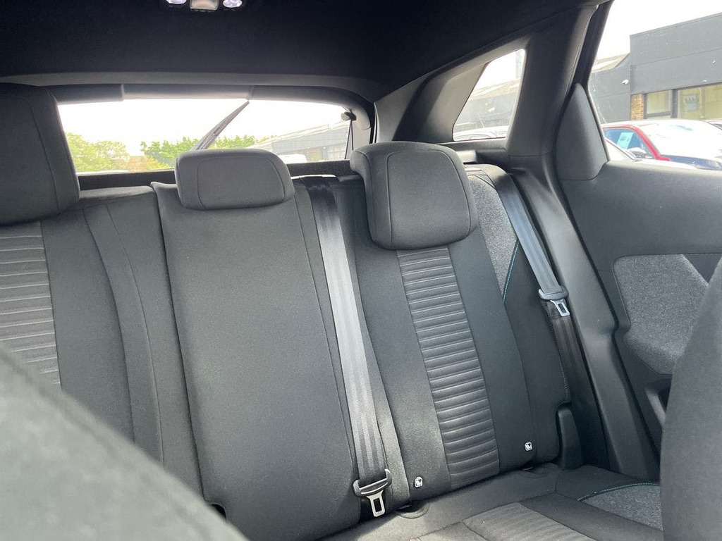 Peugeot 3008 Gt Black #40