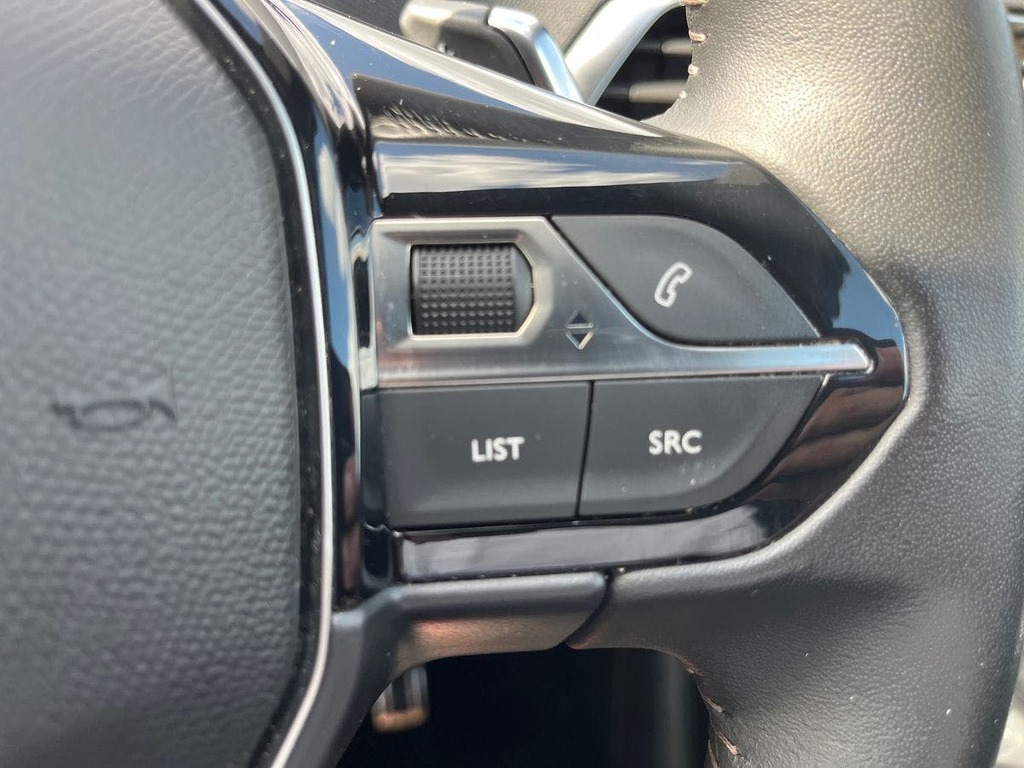 Peugeot 3008 Gt Black #25