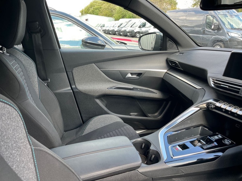 Peugeot 3008 Gt Black #50