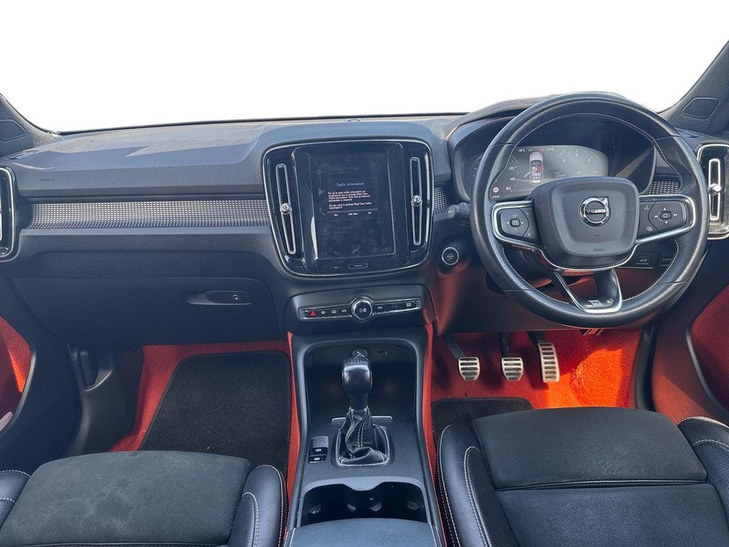 Volvo XC40 2.0 D3 R Design Pro Suv Euro 6 Black #6
