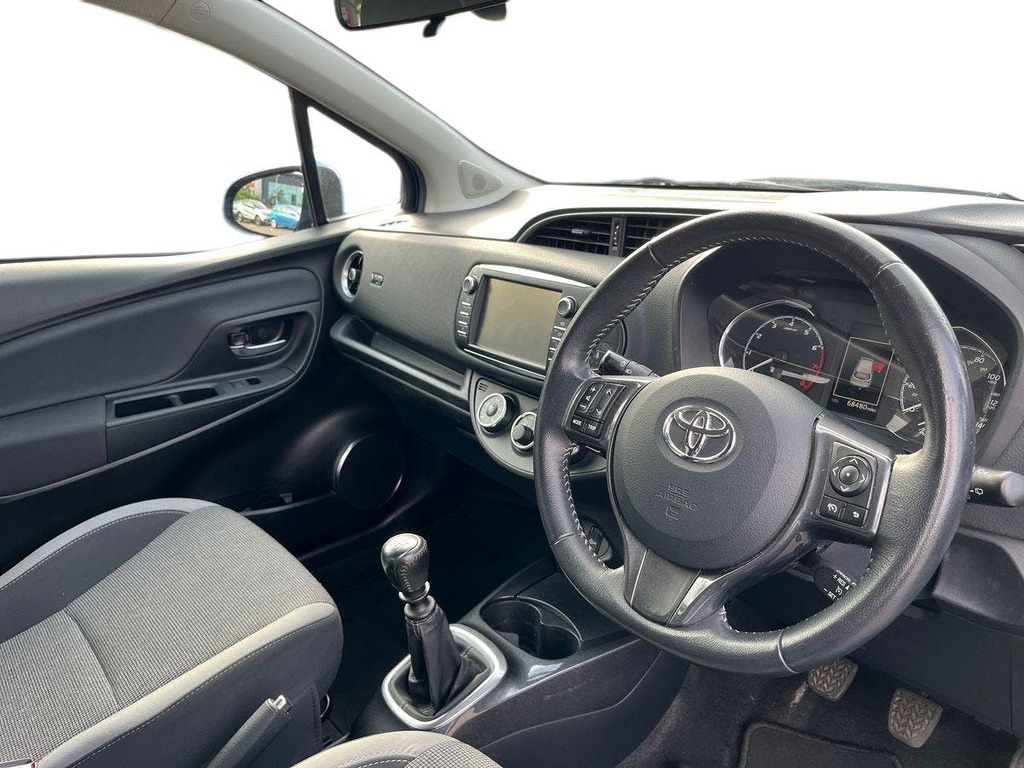 Toyota Yaris 1.5 Vvt I Y20 Bi Tone Hatchback MK20BWL Blue #5