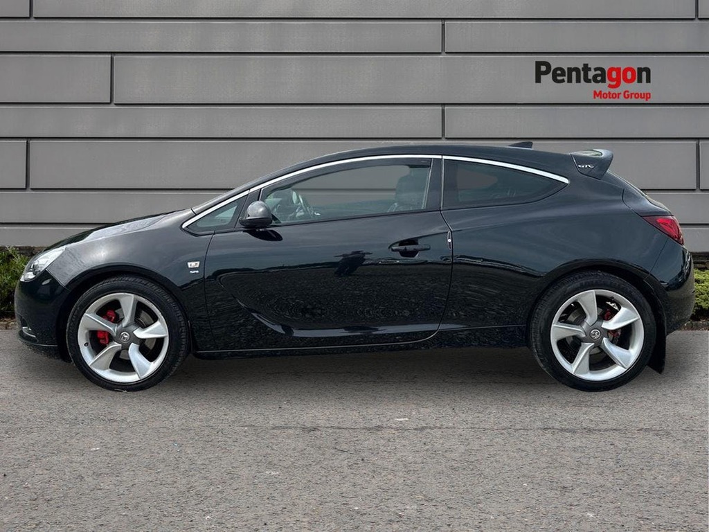 Vauxhall Astra GTC 1.4I Turbo Sri Coupe 140 Ps White #12