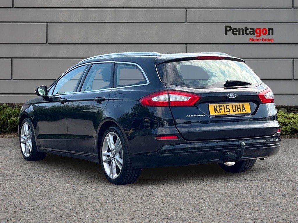 Ford Mondeo 2.0 Tdci Titanium Estate Euro 6 Black #2