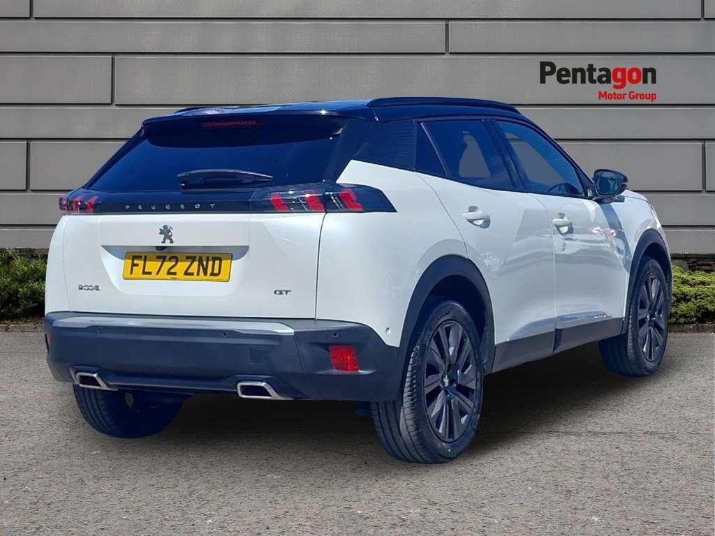 Peugeot 2008 1.2 Puretech Gt Premium Suv Eat Euro 6 White #4