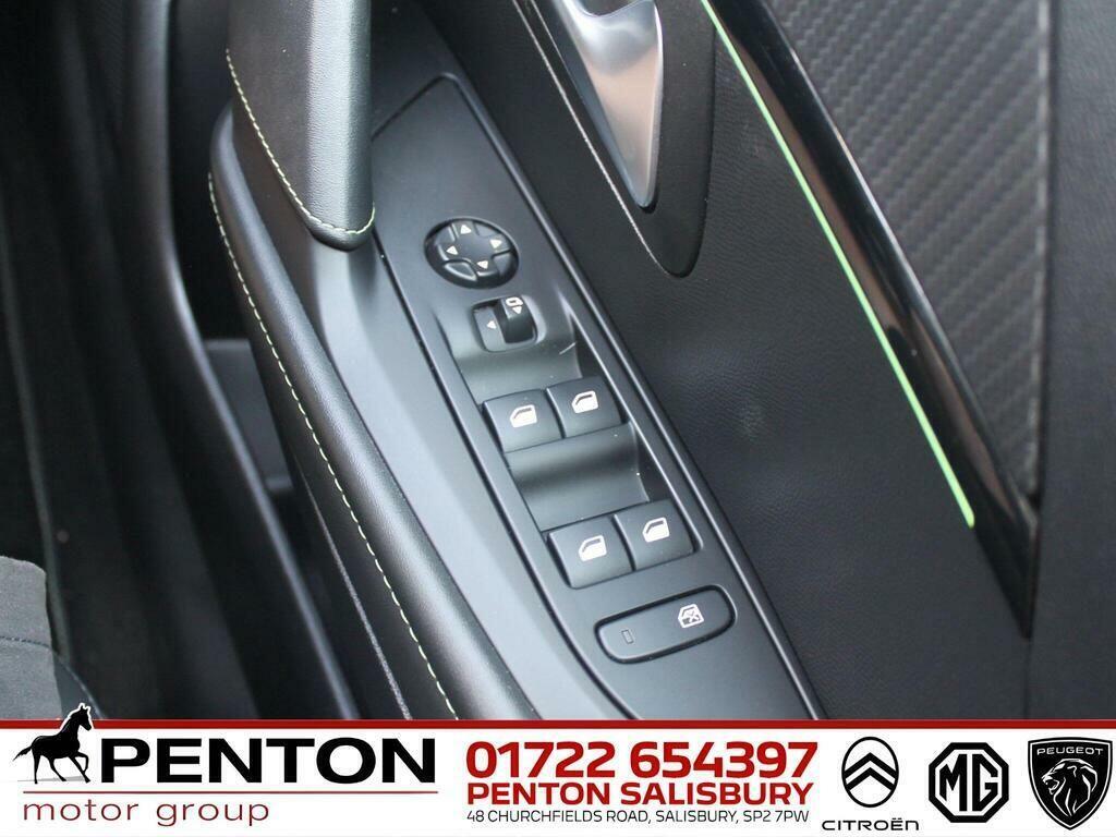 Peugeot 208 1.2 Puretech 100 Allure Grey #39