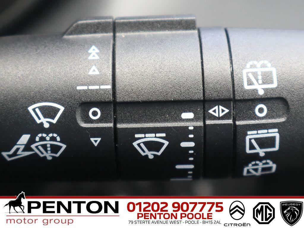 MG ZS 1.5 Hybrid Plus Trophy Suv Hybrid Black #18