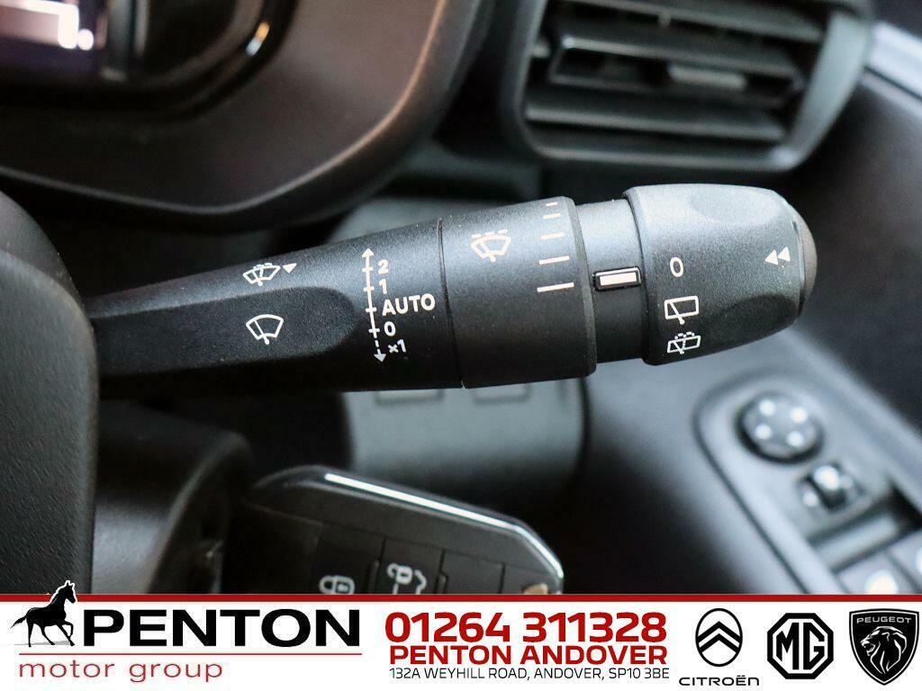 Vauxhall Combo Turbo D 2300 Prime 1.5 100Ps Swb Euro 6 With 1 Own White #9