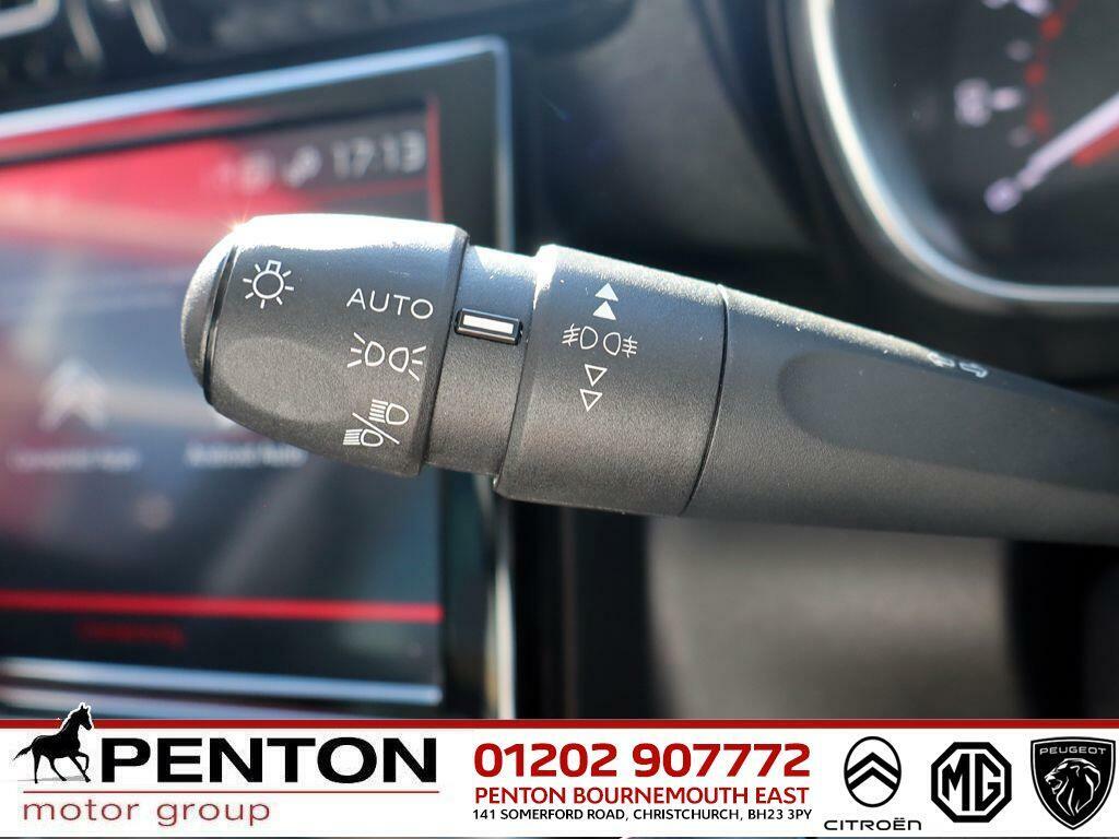 Citroen C3 Aircross Max Red #15