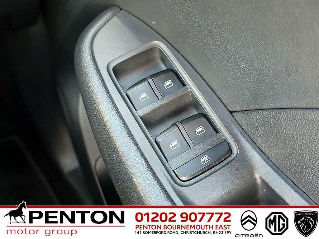MG ZS Exclusive 141 Bhp Free Road Tax, 1 Owner,, Hug Blue #12