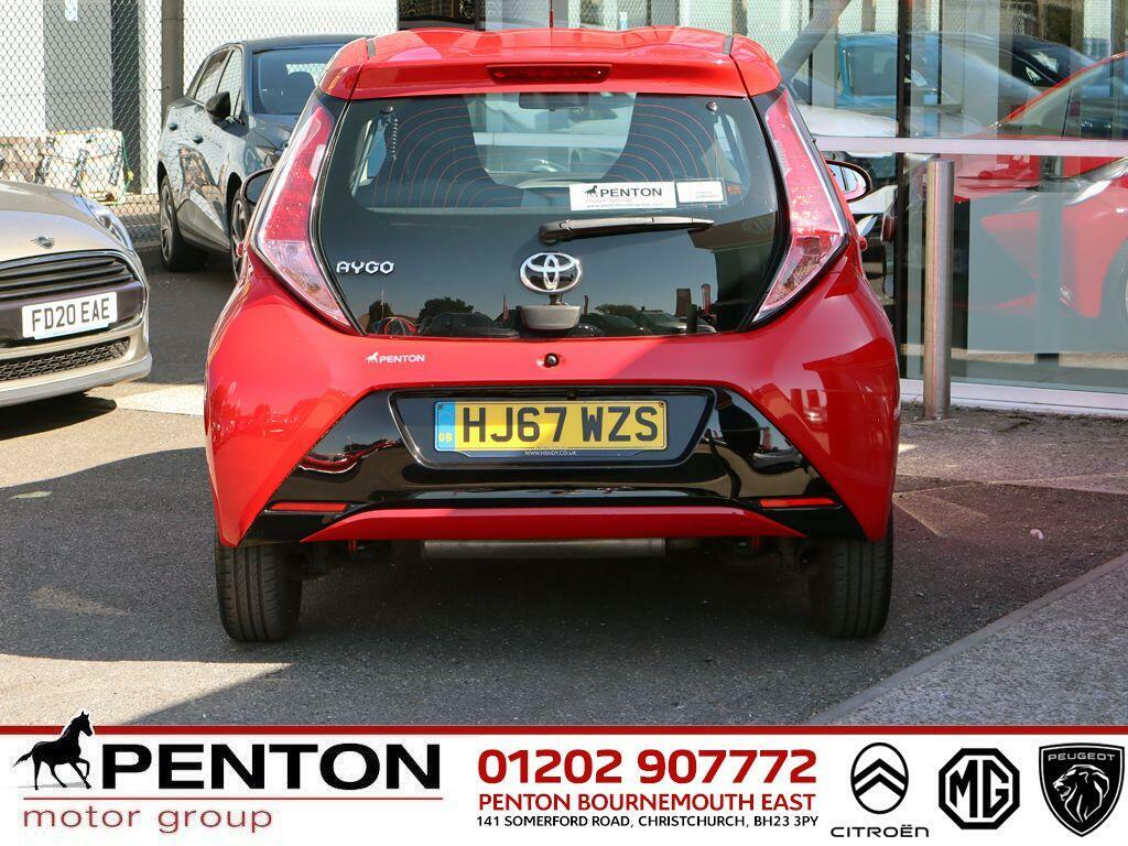 Toyota Aygo 1.0 Vvt-i X-style X-shift Euro 6 Red #20