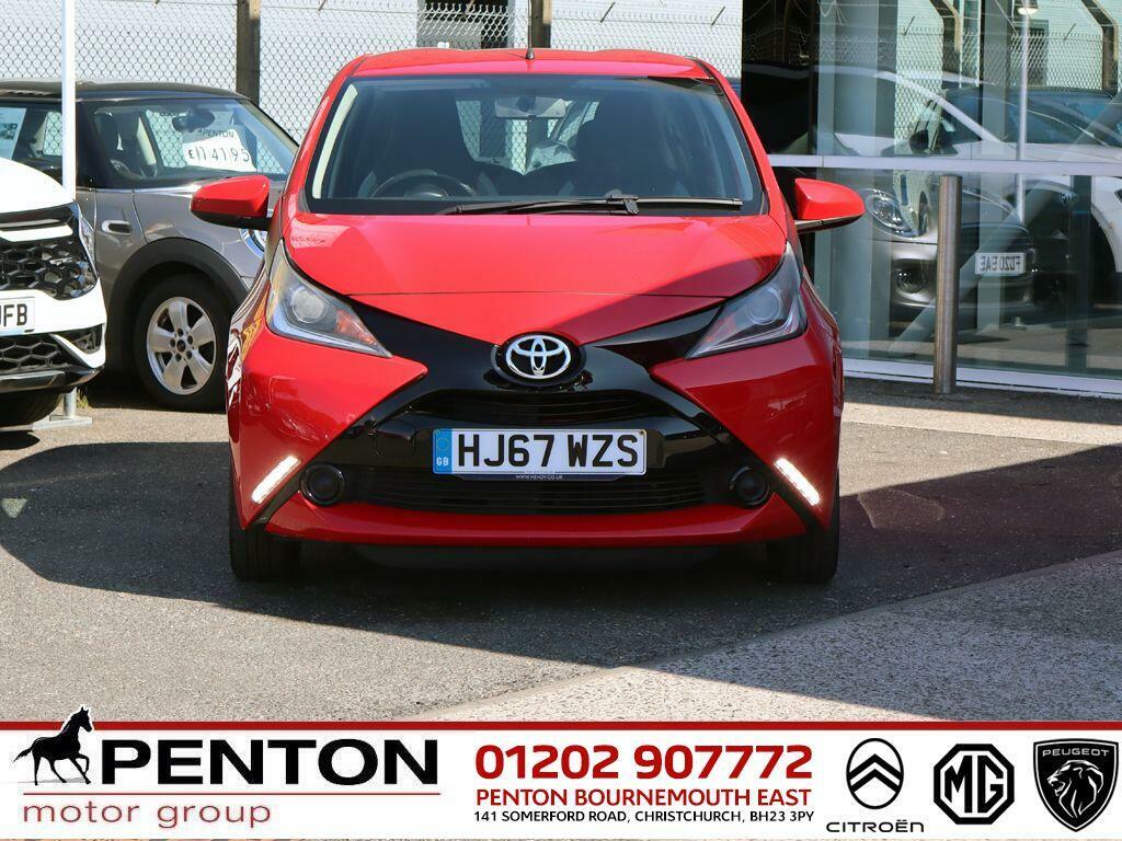Toyota Aygo 1.0 Vvt-i X-style X-shift Euro 6 Red #19