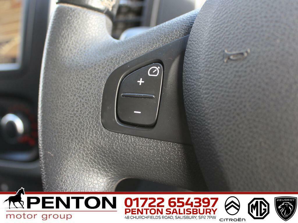 Renault Trafic 2.0 Dci Energy 30 Business Swb Standard Roof Euro White #10
