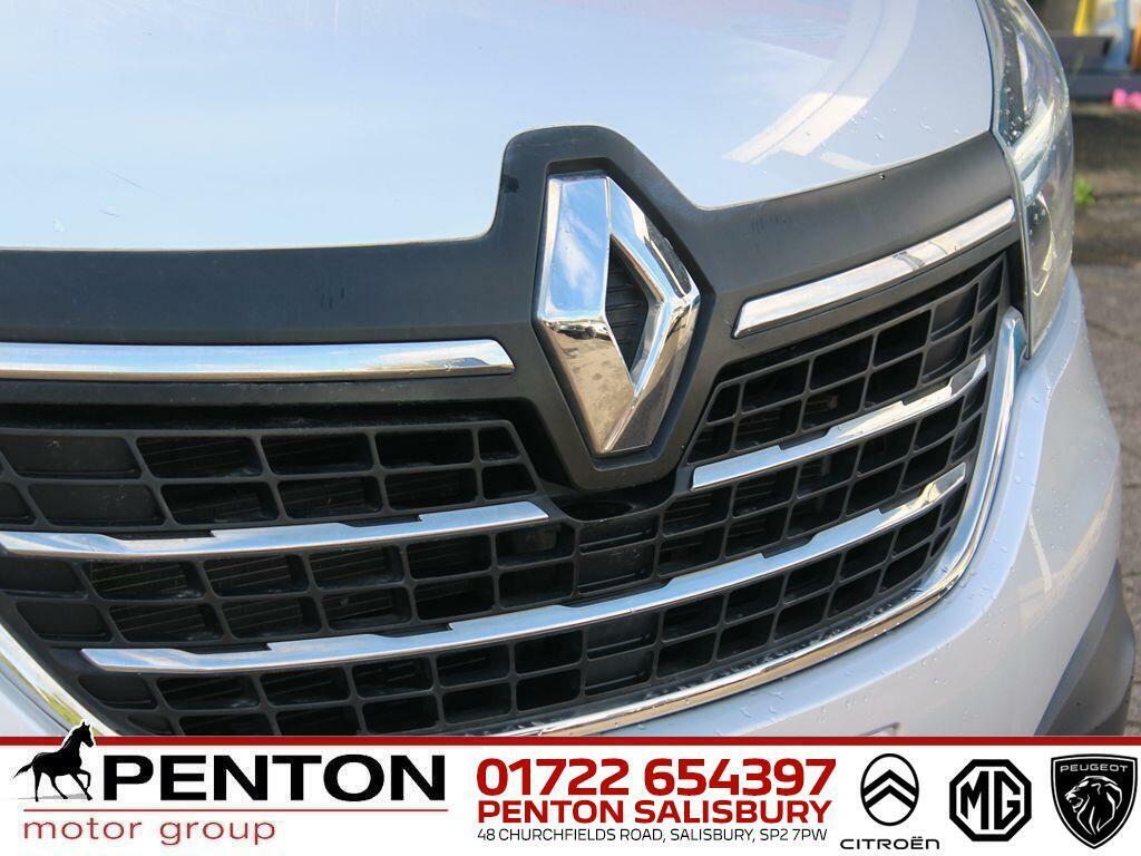 Renault Trafic 2.0 Dci Energy 30 Business Swb Standard Roof Euro White #18