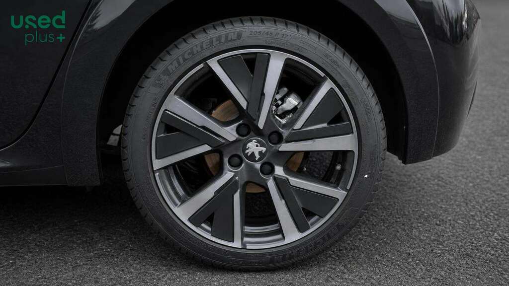 Peugeot 208 1.5 Bluehdi 100 Gt Black #5