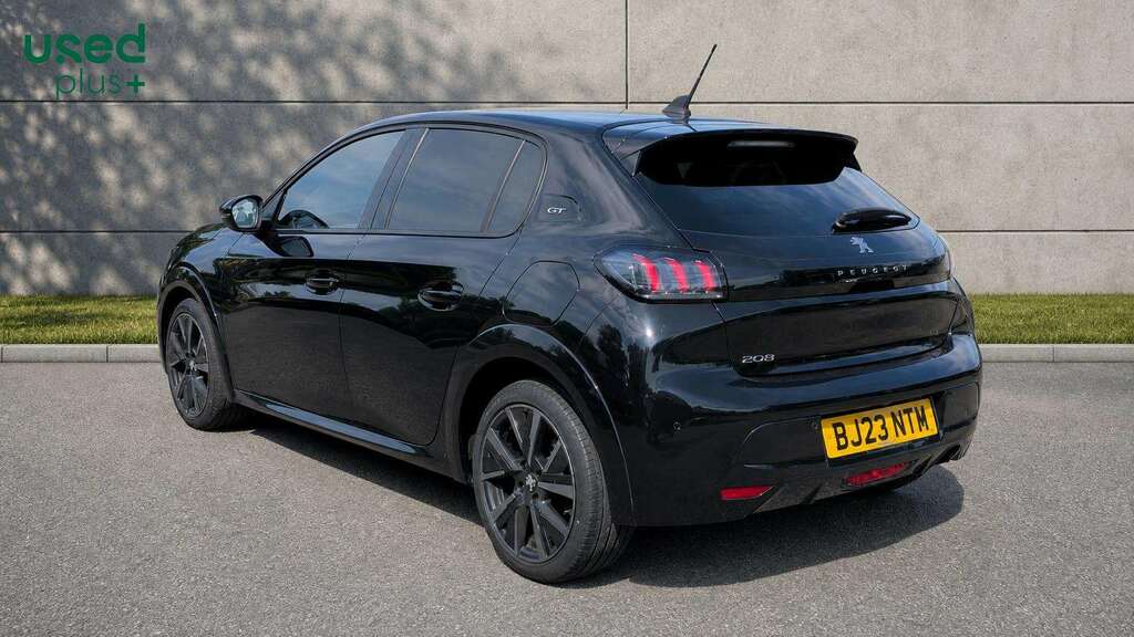 Peugeot 208 1.5 Bluehdi 100 Gt Black #6
