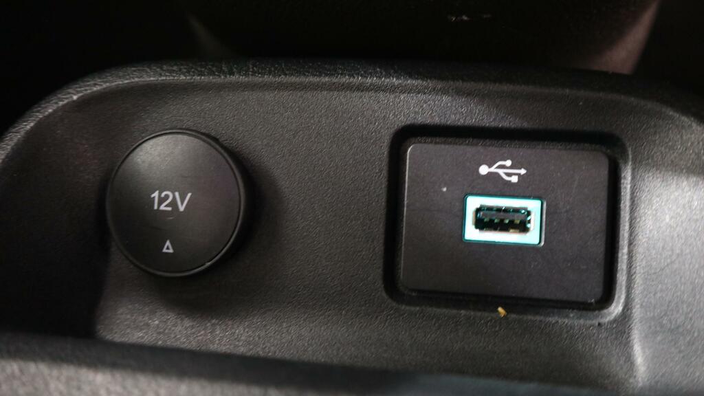Ford Grand Tourneo Connect 1.5 Ecoblue 120 Zetec Blue #37