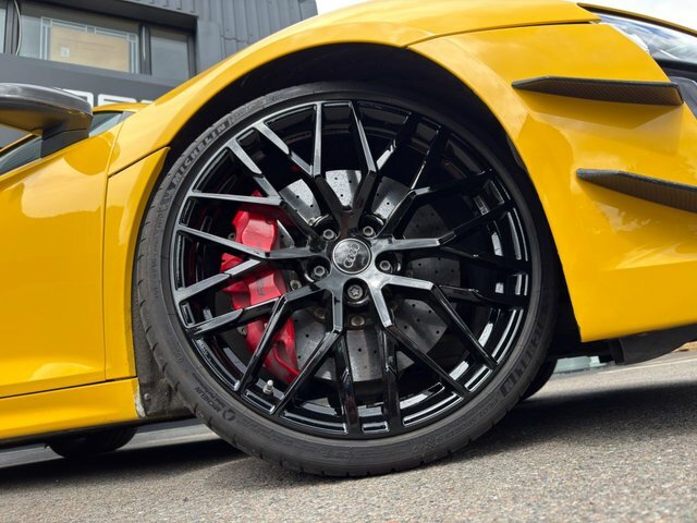 Audi R8 5.2 Fsi V10 Plus Coupe S Tronic Quattro Black #2