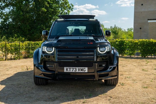 Land Rover Defender 110 3.0 D300 Mhev X-dynamic Se Lumma Clr Suv Diese Black #6