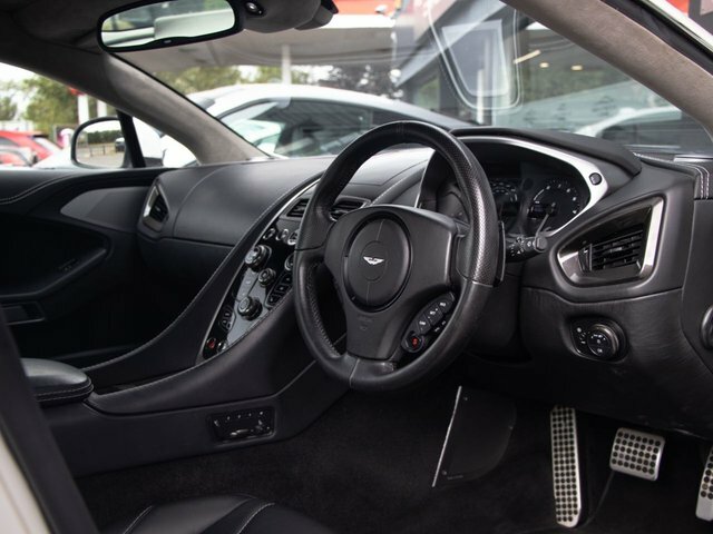 Aston Martin Vanquish 6.0 V12 Coupe T-tronicii Euro 5 565 Bh Black #4