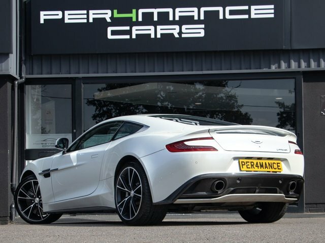 Aston Martin Vanquish 6.0 V12 Coupe T-tronicii Euro 5 565 Bh Black #2