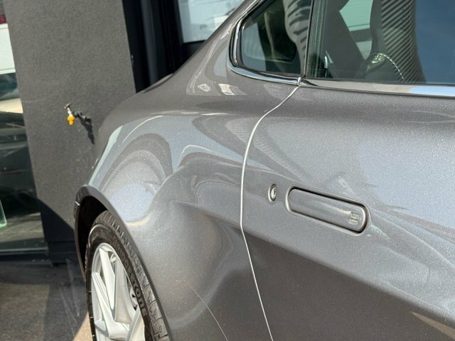 Aston Martin Vantage V8 S Roadster Euro 6 2-Door #40
