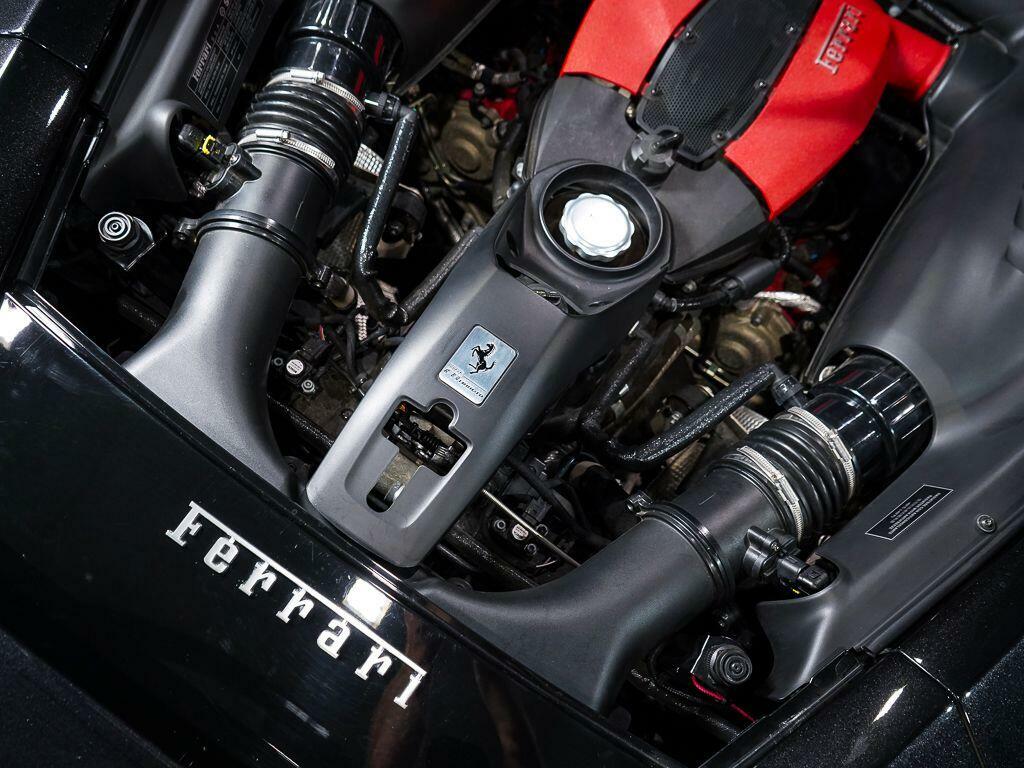Ferrari F8 Tributo F8 Spider S-a Red #21