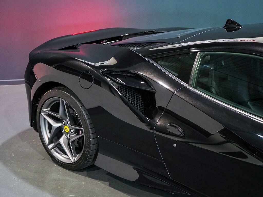 Ferrari F8 Tributo F8 Spider S-a Red #51