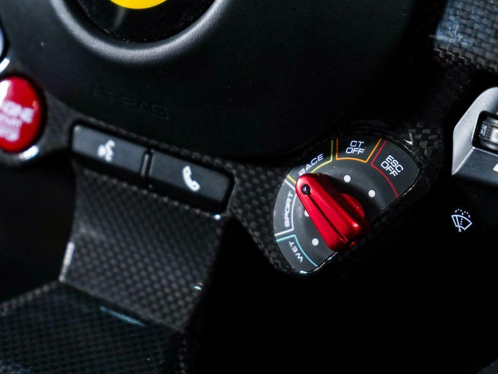 Ferrari F8 Tributo F8 Spider S-a Red #15