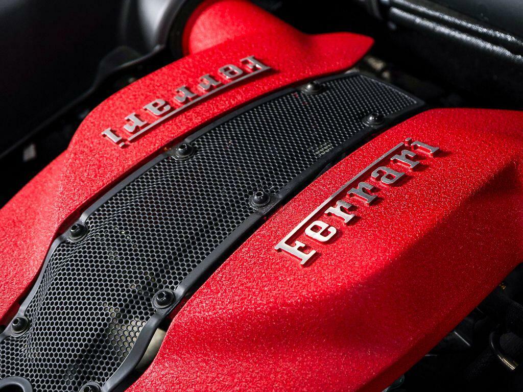 Ferrari F8 Tributo F8 Spider S-a Red #42