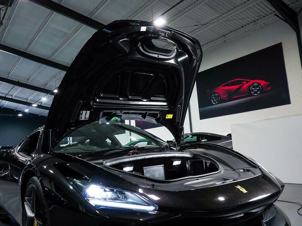 Ferrari F8 Tributo F8 Spider S-a Red #60