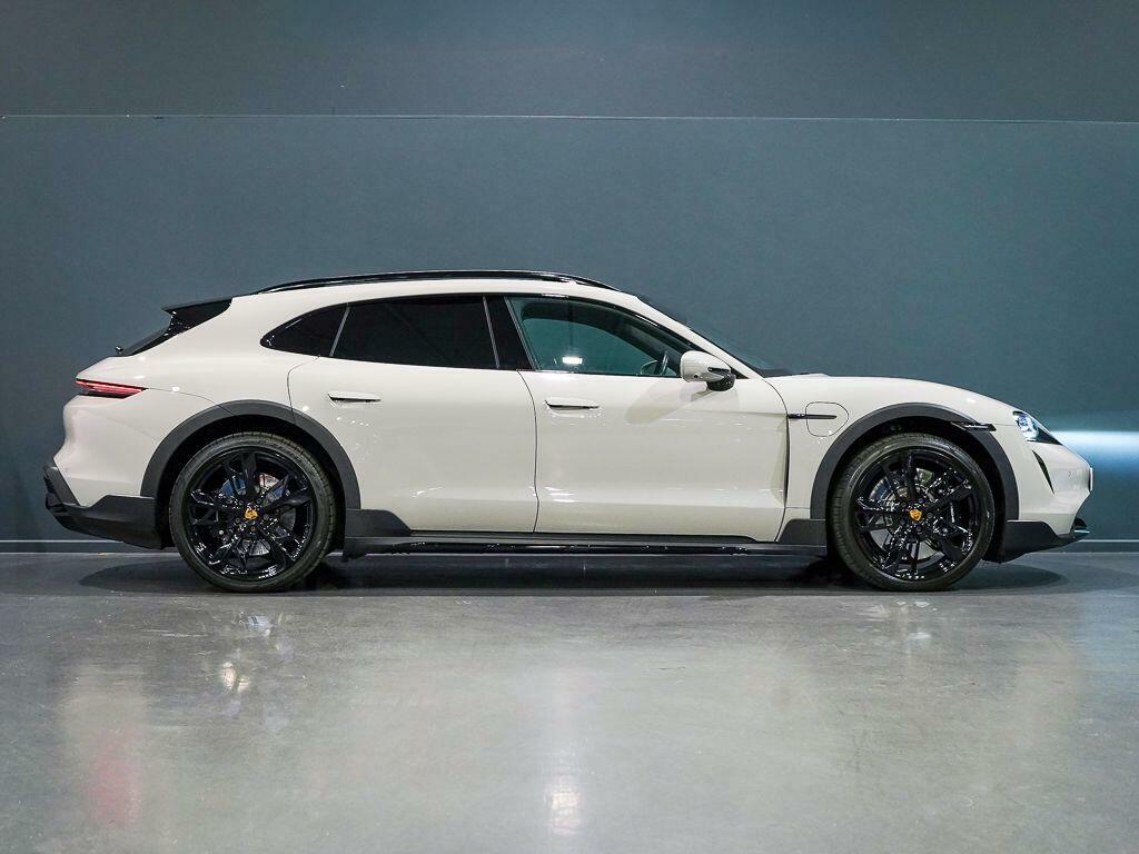 Porsche Taycan Performance Plus 93.4Kwh Turbo Cross Turismo #6