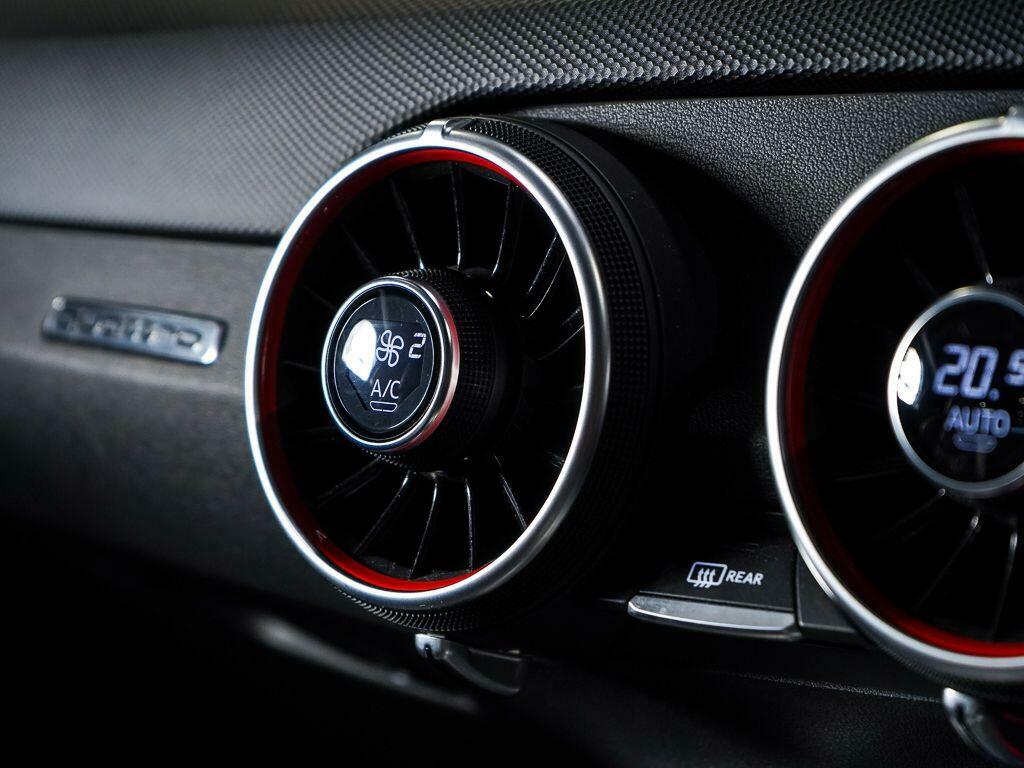 Audi TT RS Audi Tt Rs Coup- 2.5 Tfsi Quattro 400 Ps S Tronic Black #36