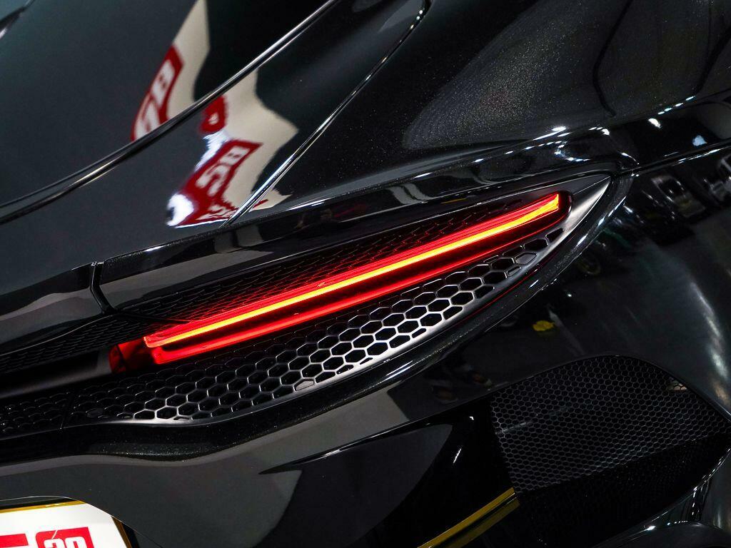 McLaren GT V8 Ssg Silver #64