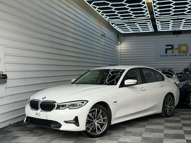 BMW 3 Series 2022 2.0 330E 12Kwh Sport Pro Saloon Pl White #4