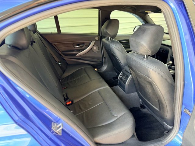 BMW 3 Series 320D Xdrive M Sport Touring Blue #37