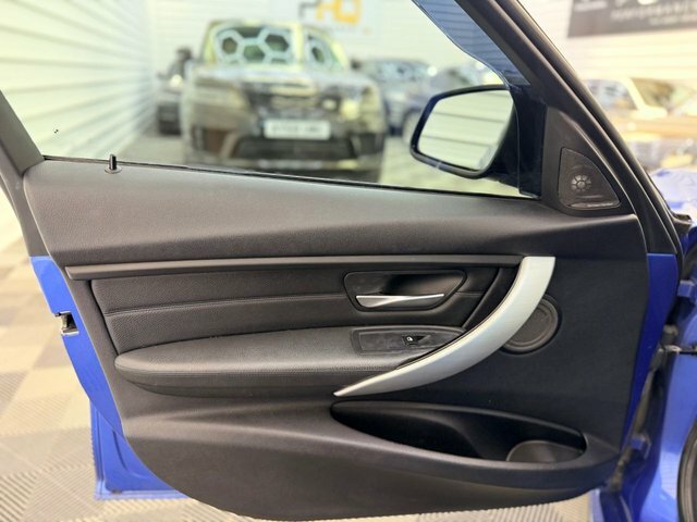 BMW 3 Series 320D Xdrive M Sport Touring Blue #43