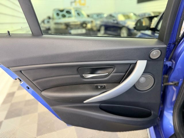 BMW 3 Series 320D Xdrive M Sport Touring Blue #38